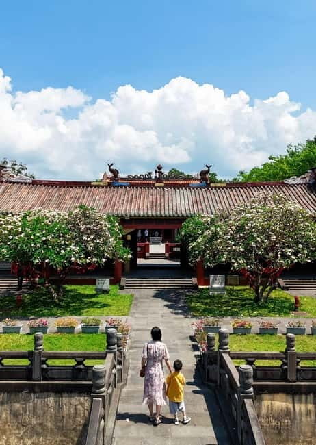 Sanya: Ancient Town, Sea Cliff & Giant Guanyin Cultural Tour - Frequently Asked Questions