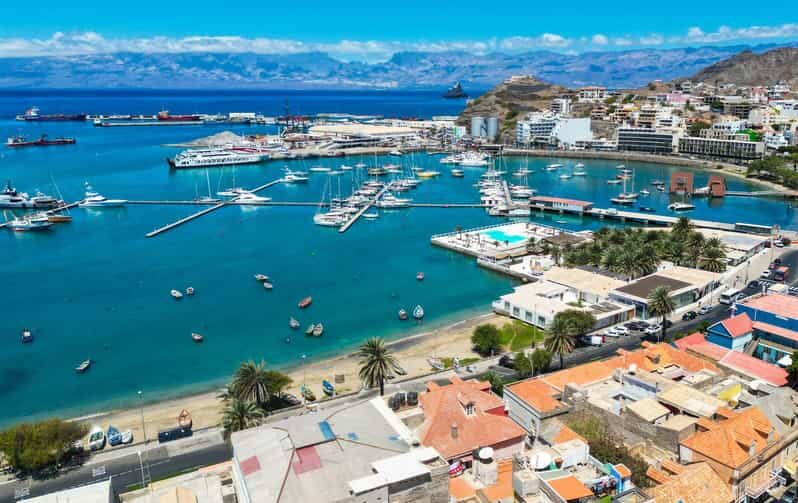São Vicente Island: Full-Day Tour 4*4 - FAQ