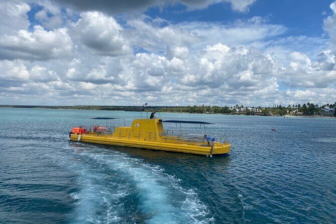 Saona Island at Yellow Submarine Exclusive Tour from Punta Cana - The Sum Up: Who Is This Tour Best For?