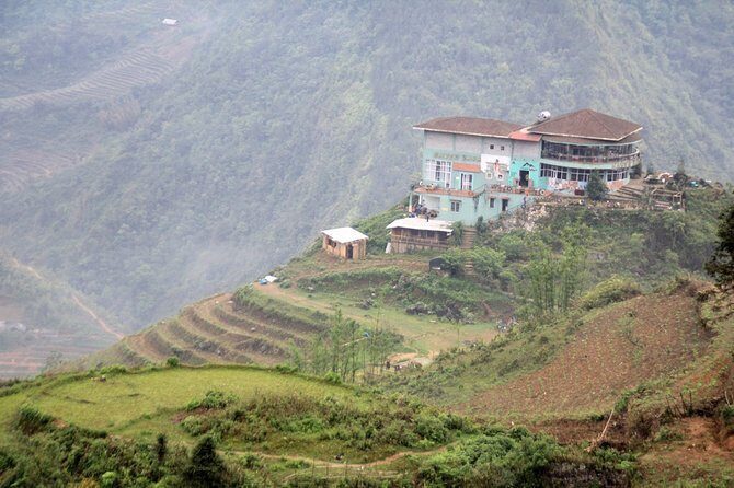 Sapa Easy Trekking Villages 2 days, 1 night: Meals, Local guide, 3 star hotels - FAQ