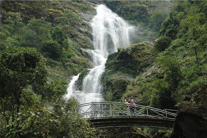 Sapa Private Trekking Through Rice Terraced Fields - 1Day - What Makes This Tour Stand Out