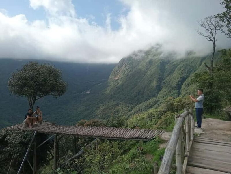 Sapa to Waterfall, Green Tea Farm with motorbike driver - Key Points