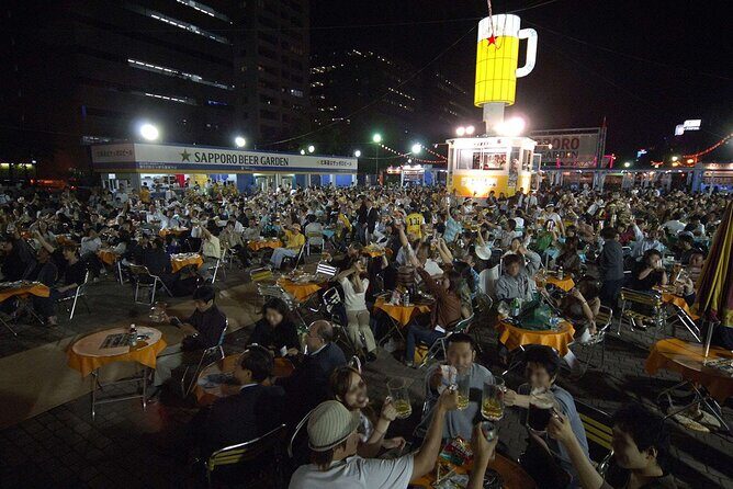 Sapporo City Tour and Seasonal Events in Odori Park Exploration - Key Points