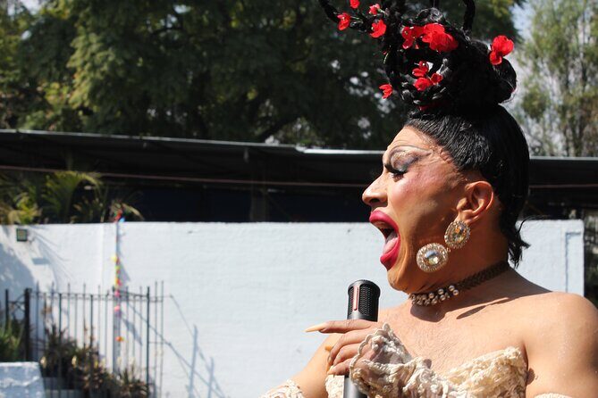Sashay on Coyoacan and Xochimilco with a Drag Queen - Key Points