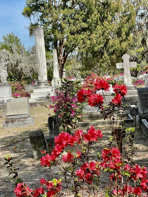 Savannah: Bonaventure Cemetery Golf Cart Guided Tour - What Past Travelers Say