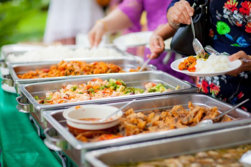Savannah: Buffet Dinner Cruise with Live Entertainment - Food Quality and Variety