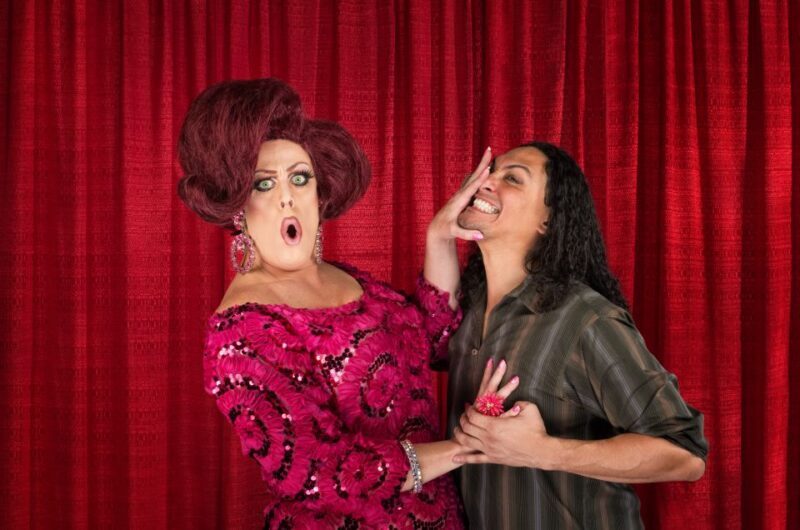 Savannah: Drag Queen Guided Pub Crawl with Sing-a-Longs - Key Points