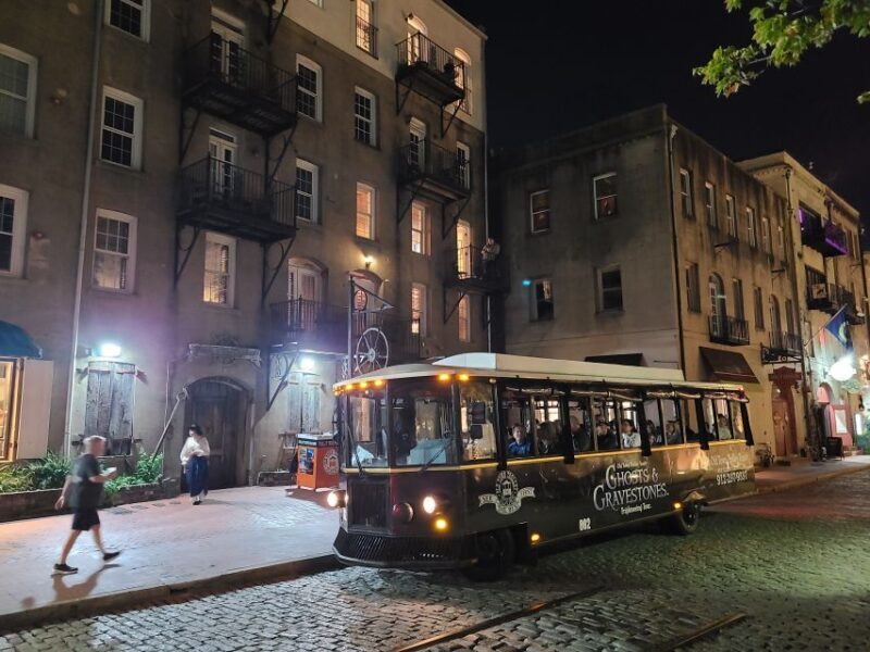 Savannah: Ghosts and Gravestones Tour with Low House Entry - The Experience: What It Feels Like