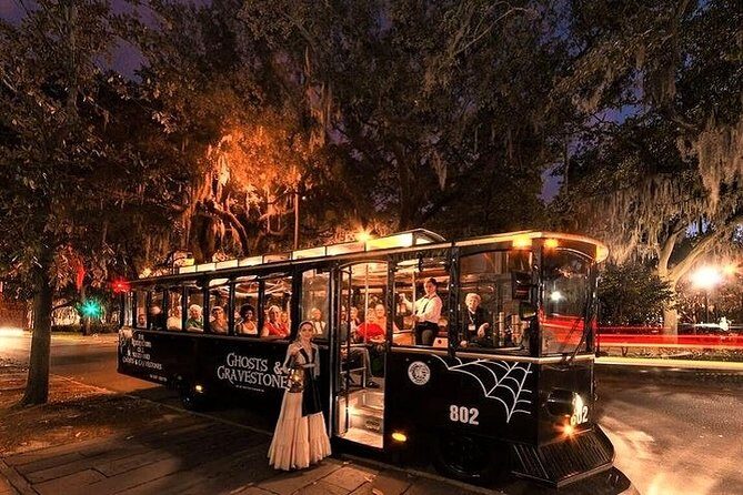 Savannah Ghosts & Gravestones Trolley Tour - The Itinerary in Detail