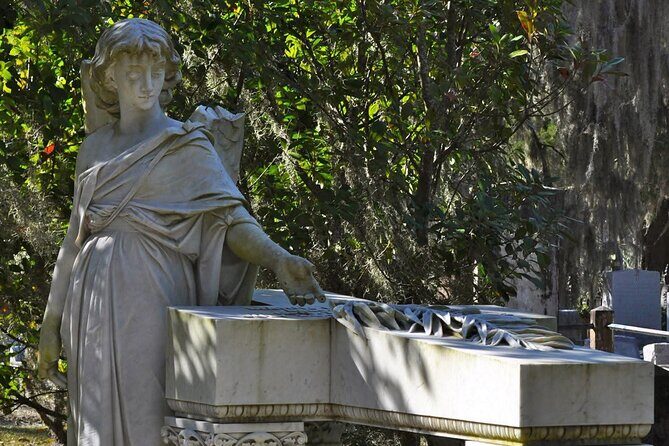 Savannah Haunted and Historical Walking Tour - Who Will Love This Tour?