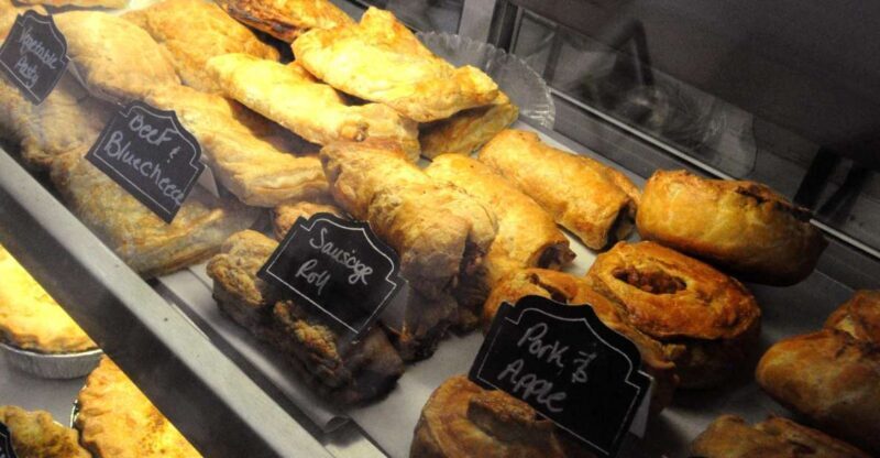 Savannah: Historic District Foodie Walking Tour - Discovering Savannah’s Historic District on Foot