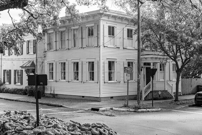 Savannah Photography Tour led by a Local Photographer - Frequently Asked Questions