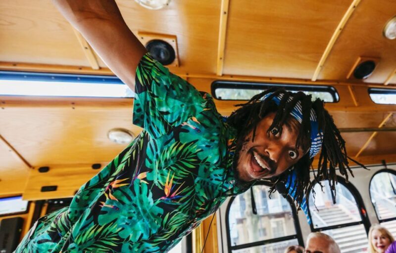 Savannah: "Savannah for Morons" Comedy Trolley Tour - Who Should Book This Tour?