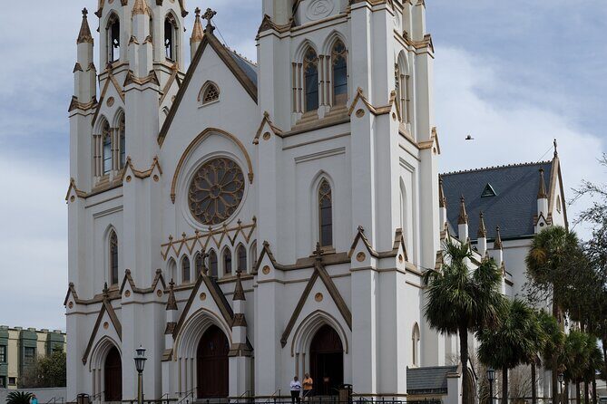 Savannah Scavenger Hunt Walking Tour and Game - Authenticity and Local Flavor