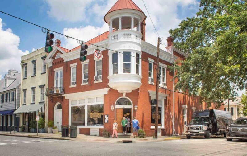 Savannah: Southern and Secret Food Tour - Key Points