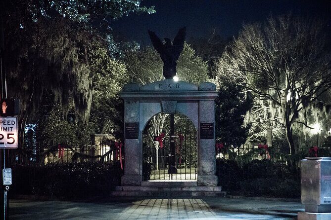 Savannah Terrors Spirits & Spirits Haunted Pub Crawl - What to Expect from the Savannah Spirits & Spirits Haunted Pub Crawl