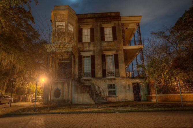Savannah's Ghost City "Dead of Night" Walking Night Tour - An In-Depth Look at the Savannah Dead of Night Tour