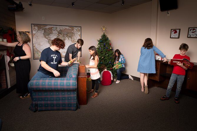Saving Christmas Escape Room in Chattanooga - The Setting and Storyline