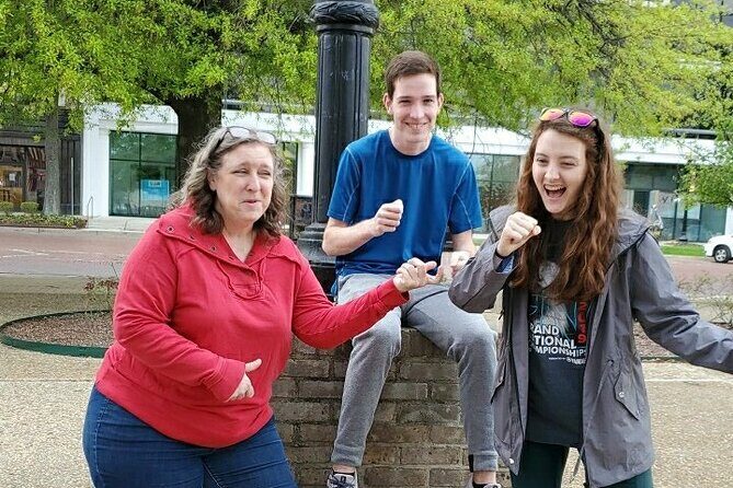 Scavenger Hunt Adventure in Richmond by 3Quest Challenge - A Modern twist on city exploration