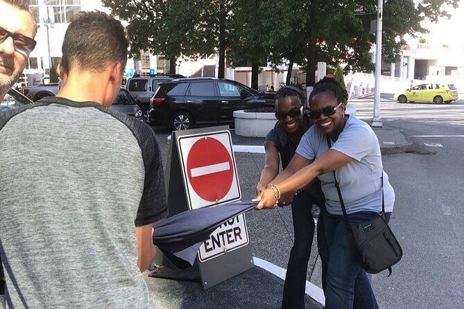 Scavenger Hunt in Norfolk by Zombie Scavengers - How Does the Experience Work?