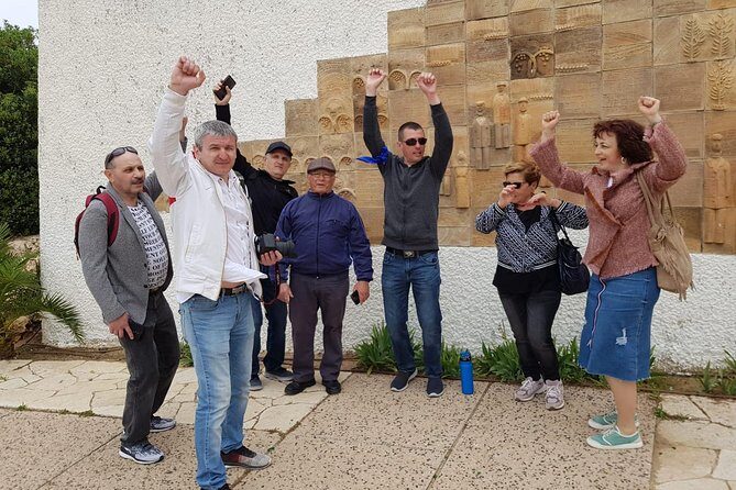 Scavengerhunt app, with riddles, take funny pictures, activity to be remembered! - An In-Depth Look at the Zikhron Ya’akov Scavenger Hunt