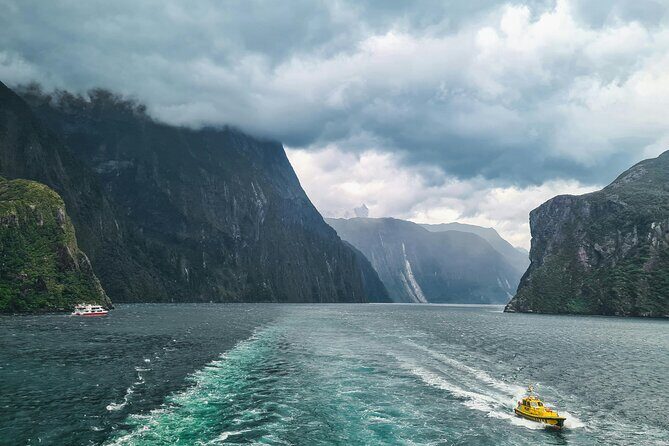 Scenic Drive and Cruise from Queenstown to Milford Sound - The Sum Up