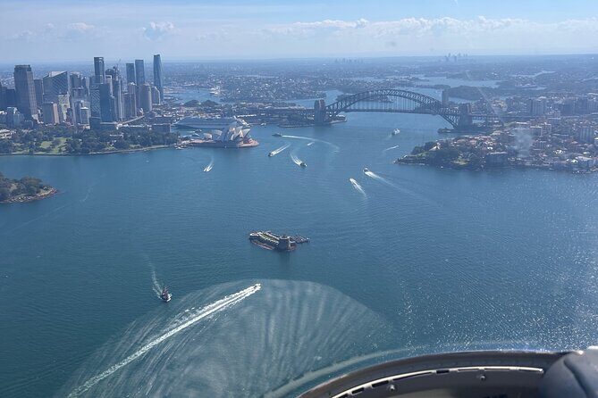 Scenic Helicopter Flights Over Sydney and Beyond - Why You Should Consider This Tour