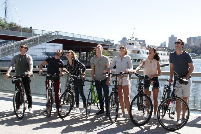 Scenic Manhattan Highlights Bike Tour (English or German) - Key Points