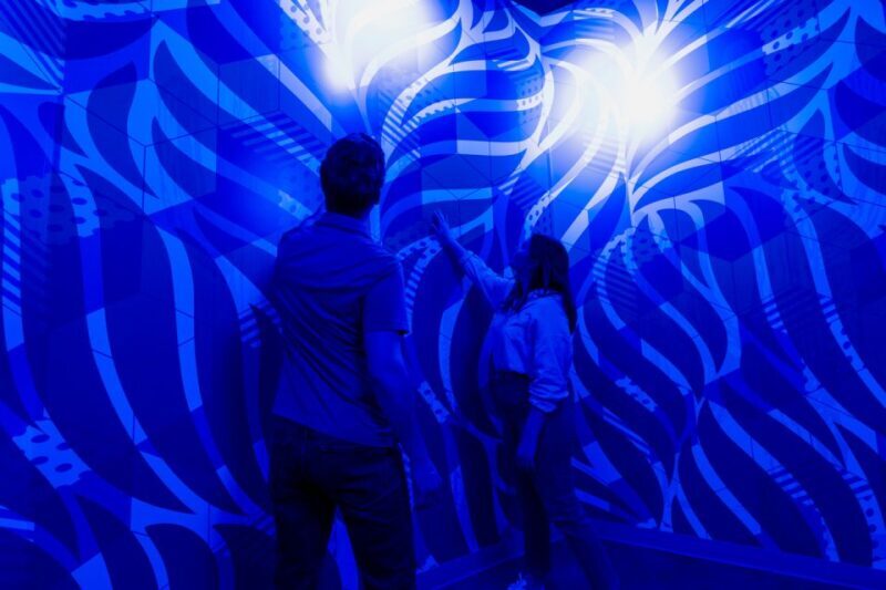 Scottsdale: Museum of Illusions Ticket at Arizona Boardwalk - Accessibility and Practical Tips