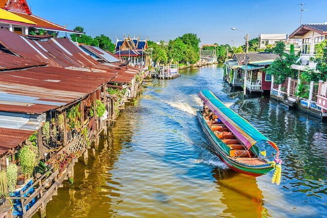 SEA LIFE Bangkok Ocean World Tickets - Who Will Love This Experience?