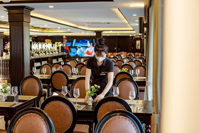 Sea Octopus Cruise - Luxury Day Tour into Halong Bay - Key Points