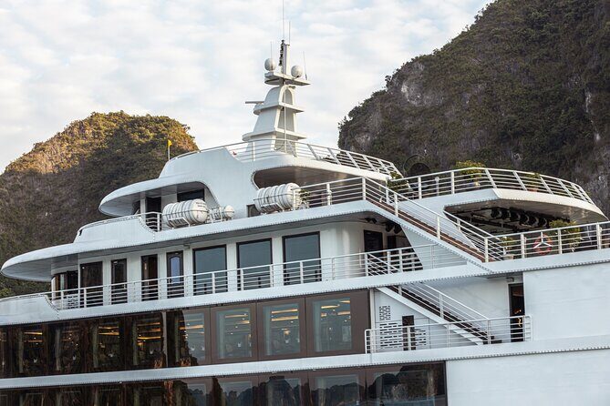 Sea Octopus Cruise - The Top Luxury Day Tour in Halong Bay - The Sum Up