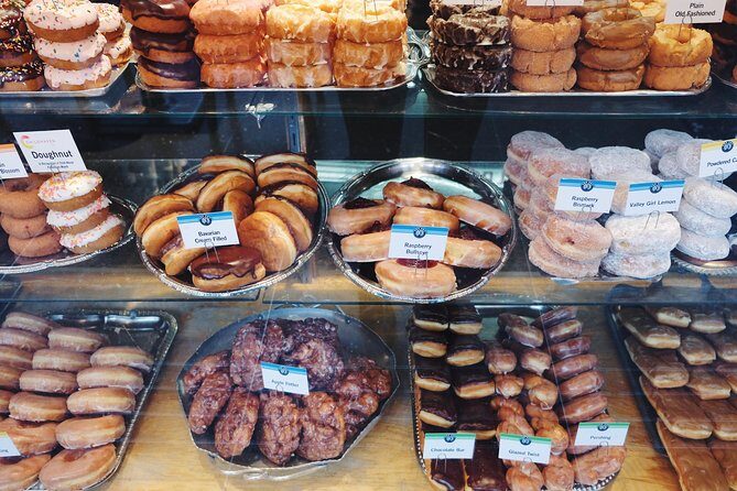 Seattle Delicious Donut Adventure & Walking Food Tour - A Deep Dive Into the Tour Experience