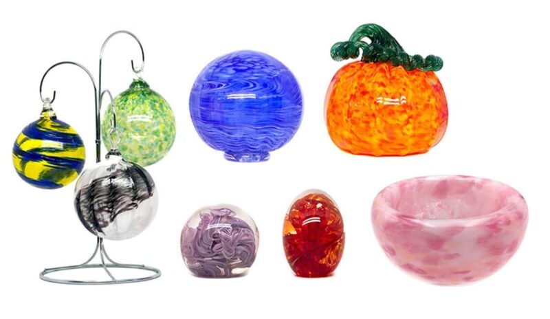 Seattle: Glassblowing Workshop  Create Your Own Art - Exploring Seattle’s Glassblowing Workshop: Create Your Own Art