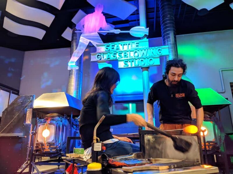 Seattle: Glassblowing Workshop  Create Your Own Art - The Significance of Expert Guidance and Quality Materials