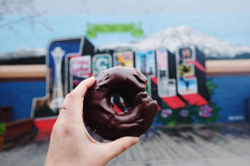 Seattle: Guided Delicious Donut Tour with Tastings - Authenticity and Atmosphere