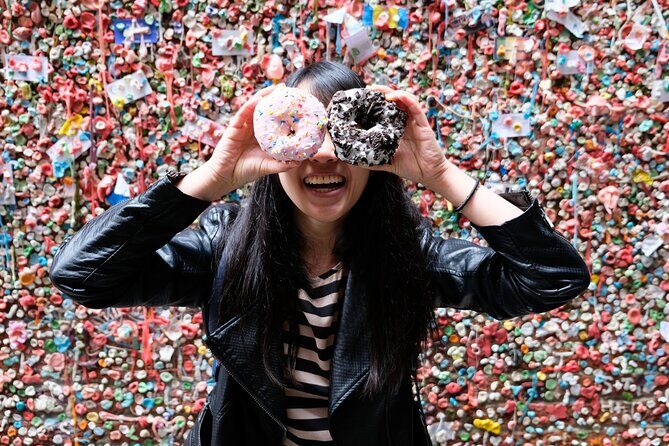 Seattle Holiday Donut Adventure & Walking Food Tour - Practical Tips for Participants