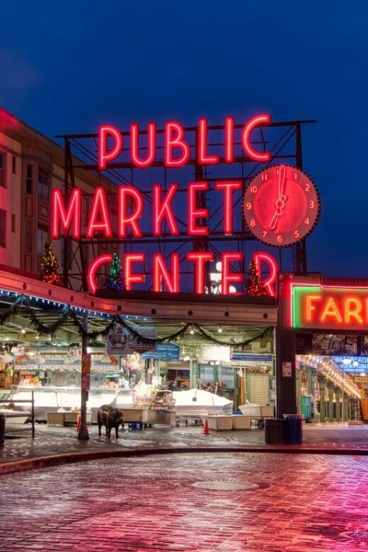 Seattle: Night Walking Tour with Space Needle - What Makes This Tour a Great Deal?