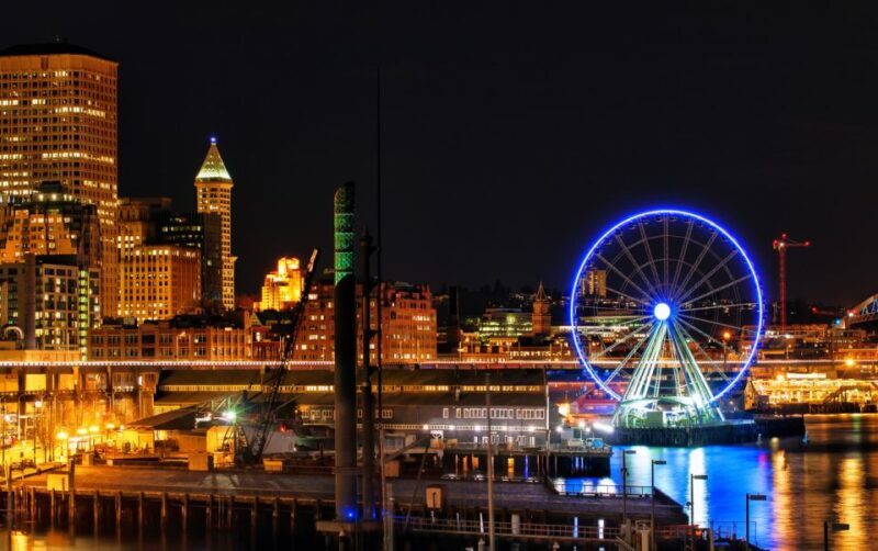 Seattle: Scenic Night Tour with Space Needle & Skywheel - Kerry Park: A Viewpoint with a View