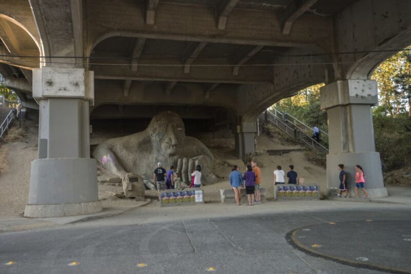 Seattle: Sightseeing Bus Tour with the Ballard Locks - A Detailed Look at the Tour Itinerary