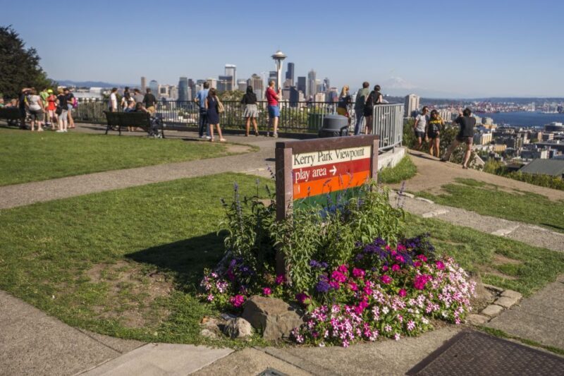 Seattle: Sightseeing Bus Tour with the Ballard Locks - FAQ