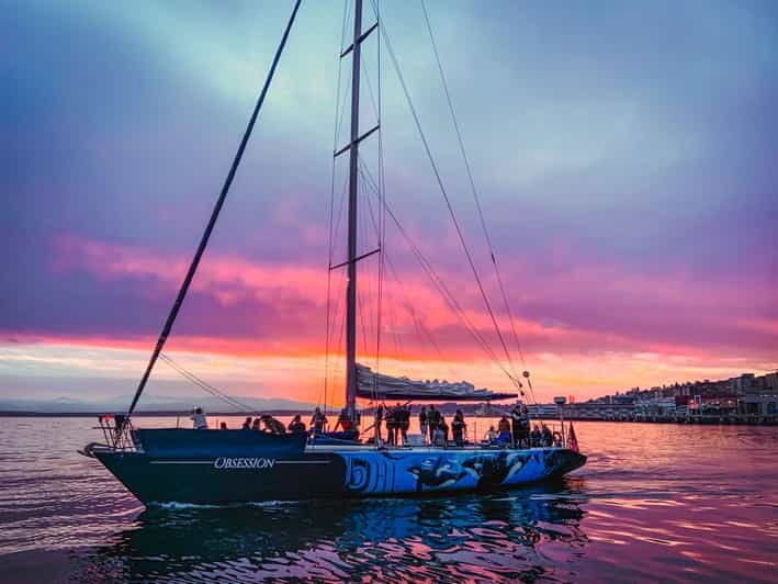 Seattle: Sunset Sailing Cruise - Authenticity and Local Vibe