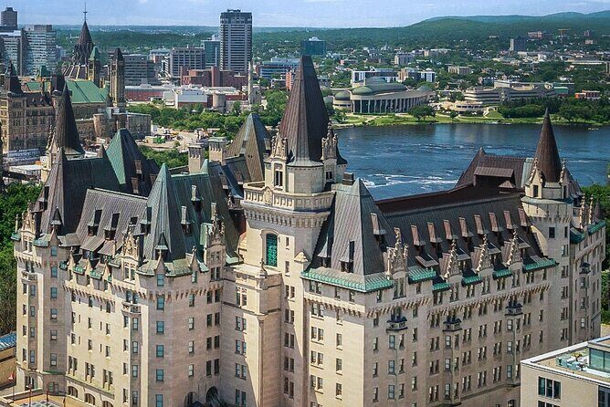 Secrets of the Château Laurier Hotel Tour - Key Points