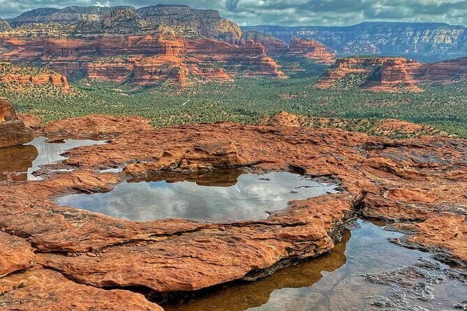 Sedona Sneak-a-Peak Hike With a Private Guide - Key Points
