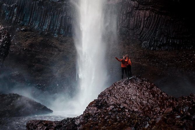 See Multnomah, two waterfalls & Vista House (Transport Included) - An In-Depth Look at the Tour Experience