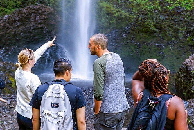 See Multnomah, two waterfalls & Vista House (Transport Included) - FAQ