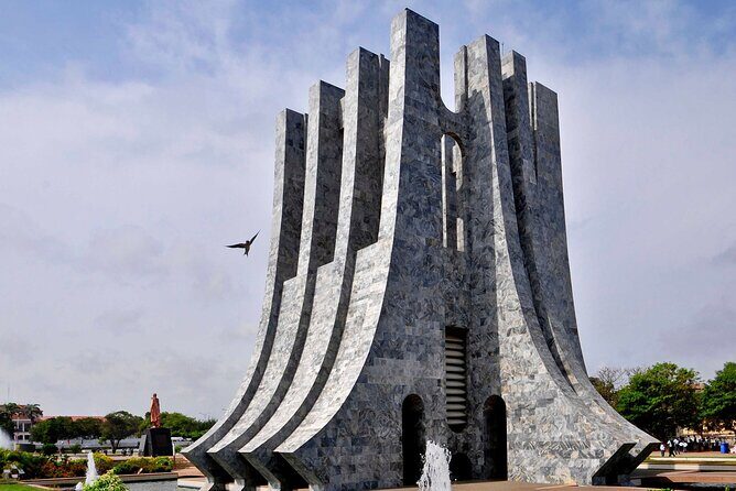 SEEGhana: Accra City Tour and Local Culture - Key Points