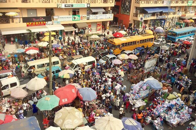 SEEGhana: Accra City Tour and Local Culture - Beach and Nightlife: The Grand Finale