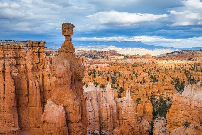 Self Guided Audio Tour Bundle for Utah's Mighty Five - The Experience from a Traveler’s Perspective