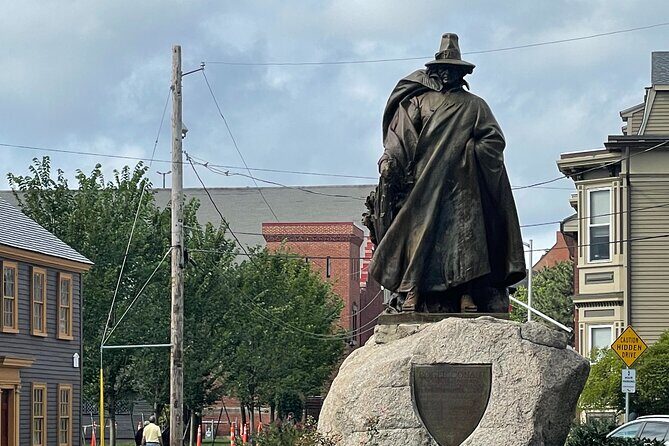 Self Guided Audio Tour 'Hawthorne's Haunts' Haunted Walking Tour Salem - A Deep Dive into the Salem Haunted Experience